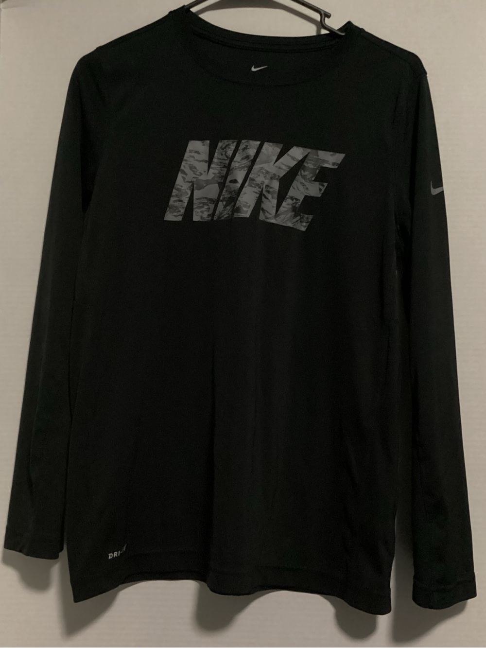 Nike Black Long-Sleeve Dri-FIT Tee with Gray Patterned Logo